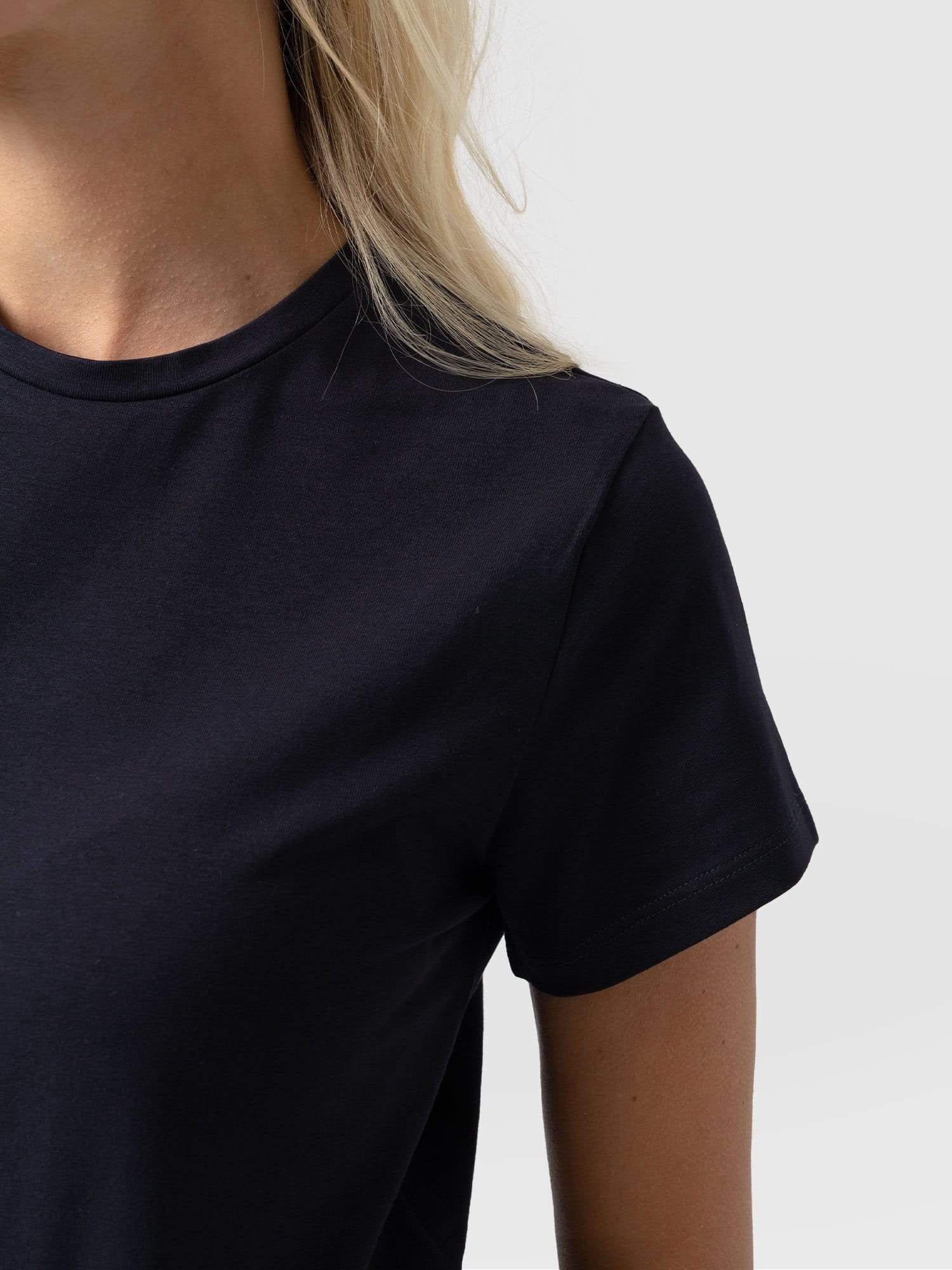 Easy Tee Navy - Women's T-Shirts | Saint + Sofia® USA